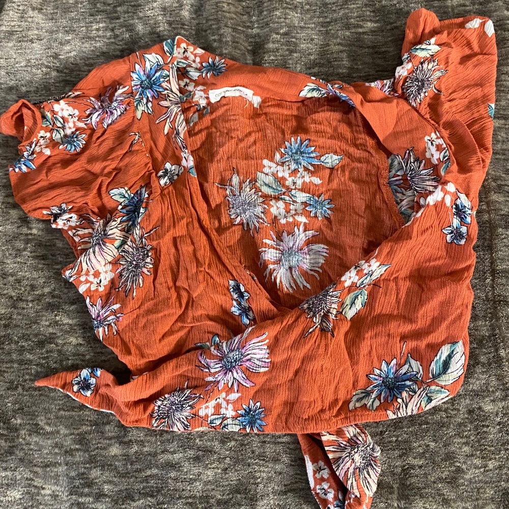 orange short sleeve crop